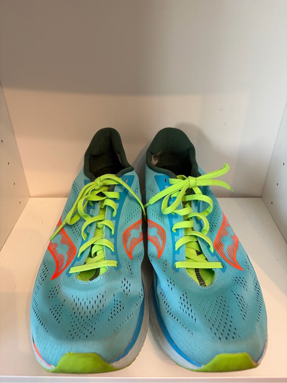Saucony Endorphin Pro Sneakers in Future/Blue Colorway Men’s Size 10.5 - Picture 2 of 6
